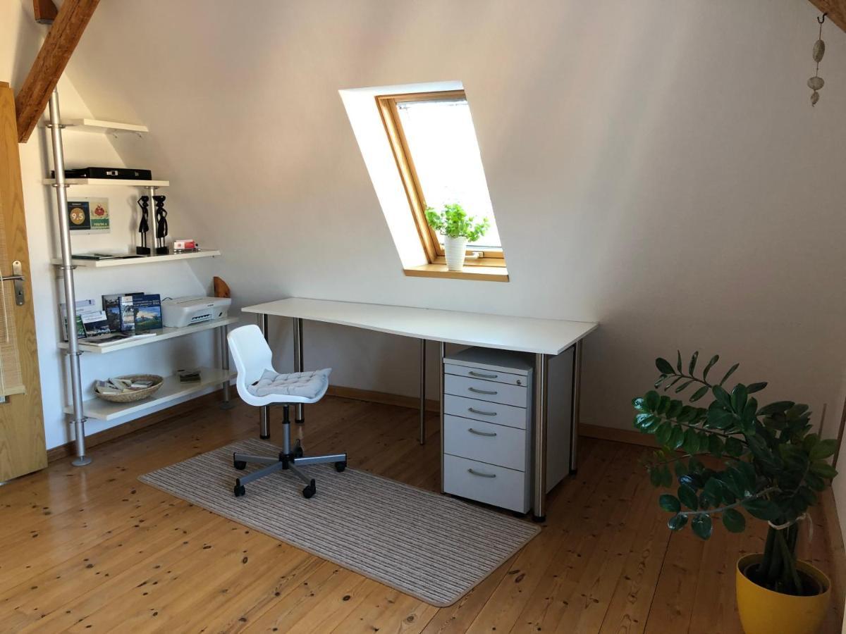 Attraktives 2-Zimmer-Apartment Mit Ausblick Jena Exterior photo
